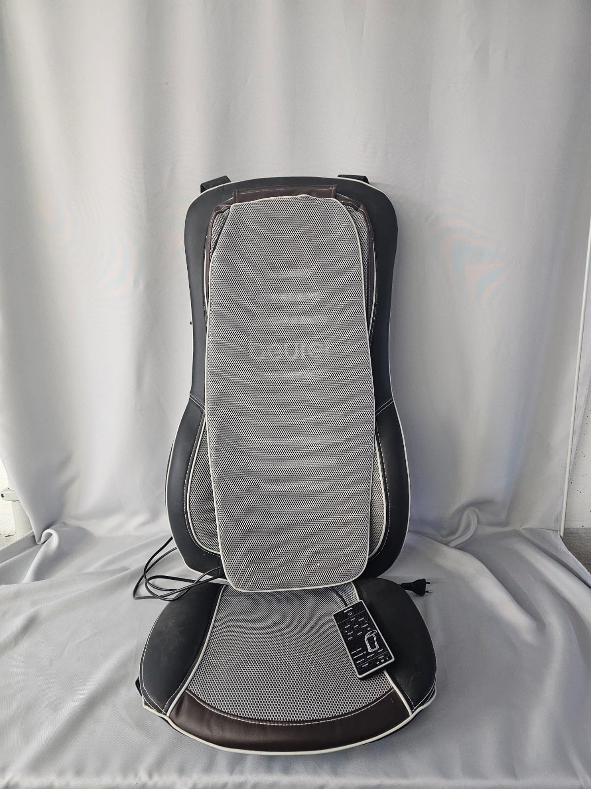 Beurer MG 315 Shiatsu Massage-Sitzauflage,elektrisches Massagegerät zur Nacken