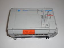 Micrologix, Allen-Bradley 1764-24BWA, Ser. B, base unit.