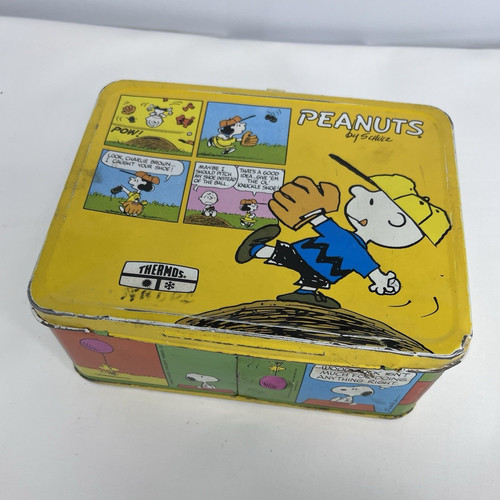 Peanuts by Schulz Metal Lunchbox w/ Matching Thermos Yellow Charlie Brown