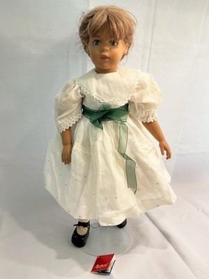Sigikid Künstlerpuppe 10/1 , Vinyl/Stoff , H 56 cm. Kleid von Ruth Treffeisen