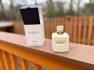 VALENTINO DONNA BORN IN ROMA IVORY EAU DE PARFUM SPRAY 3.4 Oz