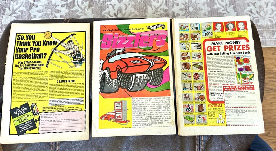 12 ARCHIE’ COMICS CHRISTMAS LOVE-PEP-LAUGH-JUGHEAD-BETTY VERONICA-REGGIE AND ME - Image 4 of 4