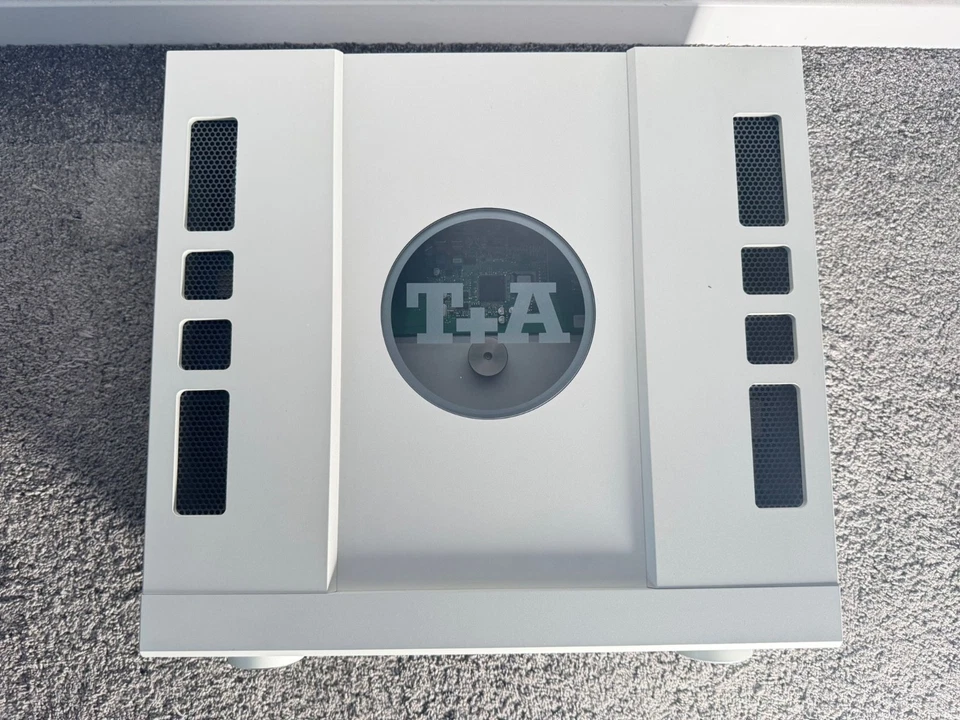 T+A T + A MP 3000 HV MK2 MP3000 HV MK2 High End Mediaplayer in silber geserviced - Bild 4 von 4