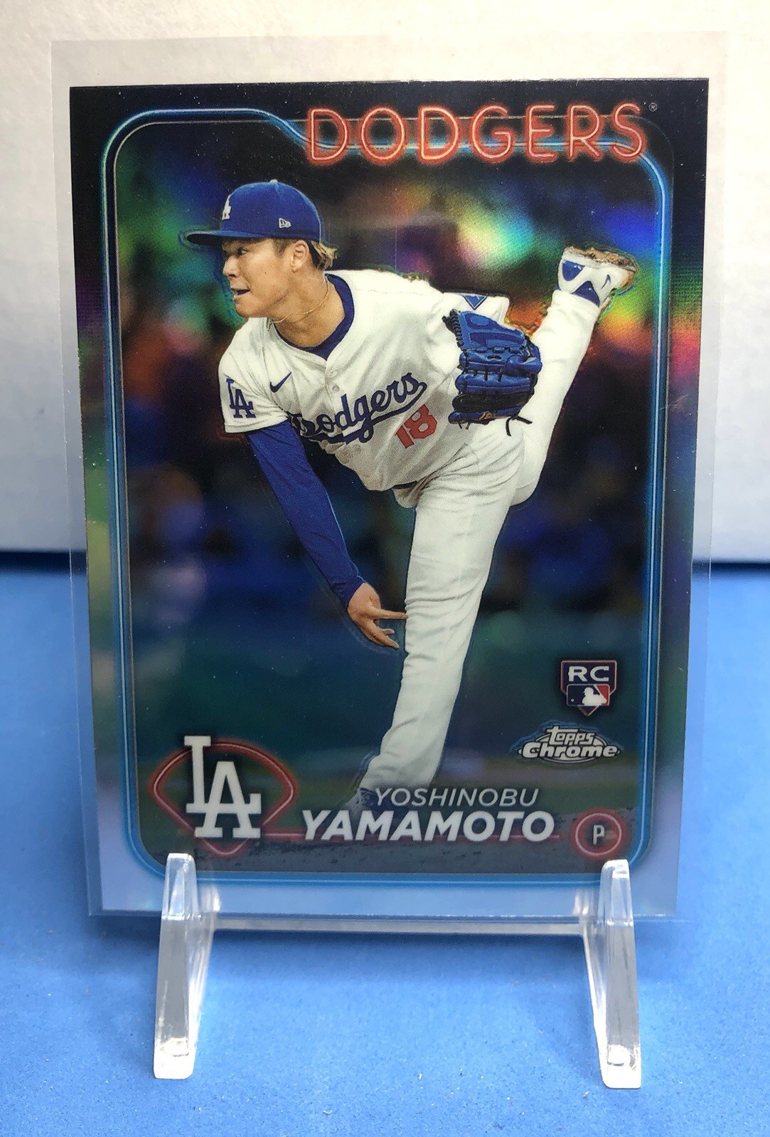 2024 Topps Chrome LA Dodgers Yoshinobu Yamamoto Refractor RC #18 NM-MT🔥🔥🔥