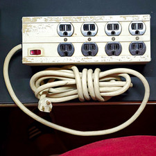 TRIPP LITE ISOBAR 8-Outlet Metal Power Strip 15 ft Cord VINTAGE