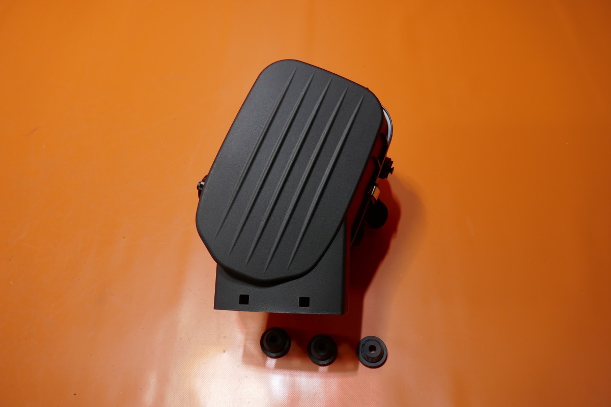 Maserati Ghibli 2014-2019 Left Air filter box P/N 670101257