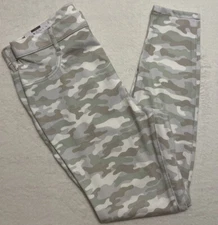 NWT Womens Time And Tru Camo High Rise Stretch Jegging Pants Size Med 8-10