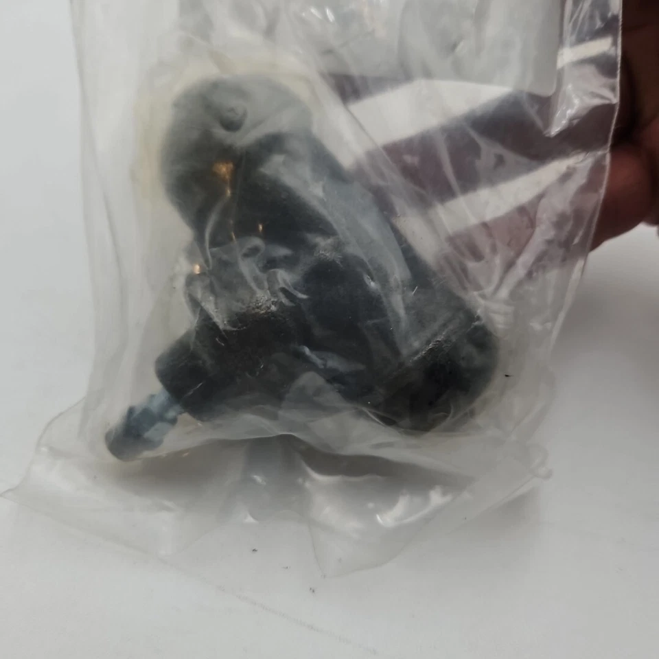 Cilindro de rueda de freno de tambor CARQUEST WCA610010 para Toyota Sienna 98-03 Foto 4 de 4