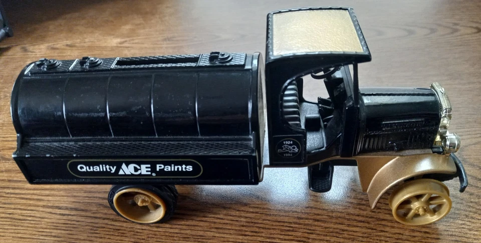 Raro banco de monedas camión cisterna Kenworth 1925 coleccionables ERTL #B488 1994 pintura ACE Foto 3 de 4