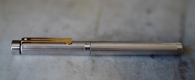 Stylo Plume SHEAFFER TARGA – Argent Massif 925 Quadrillé – Plume En Or 14K – Occasion Prestige