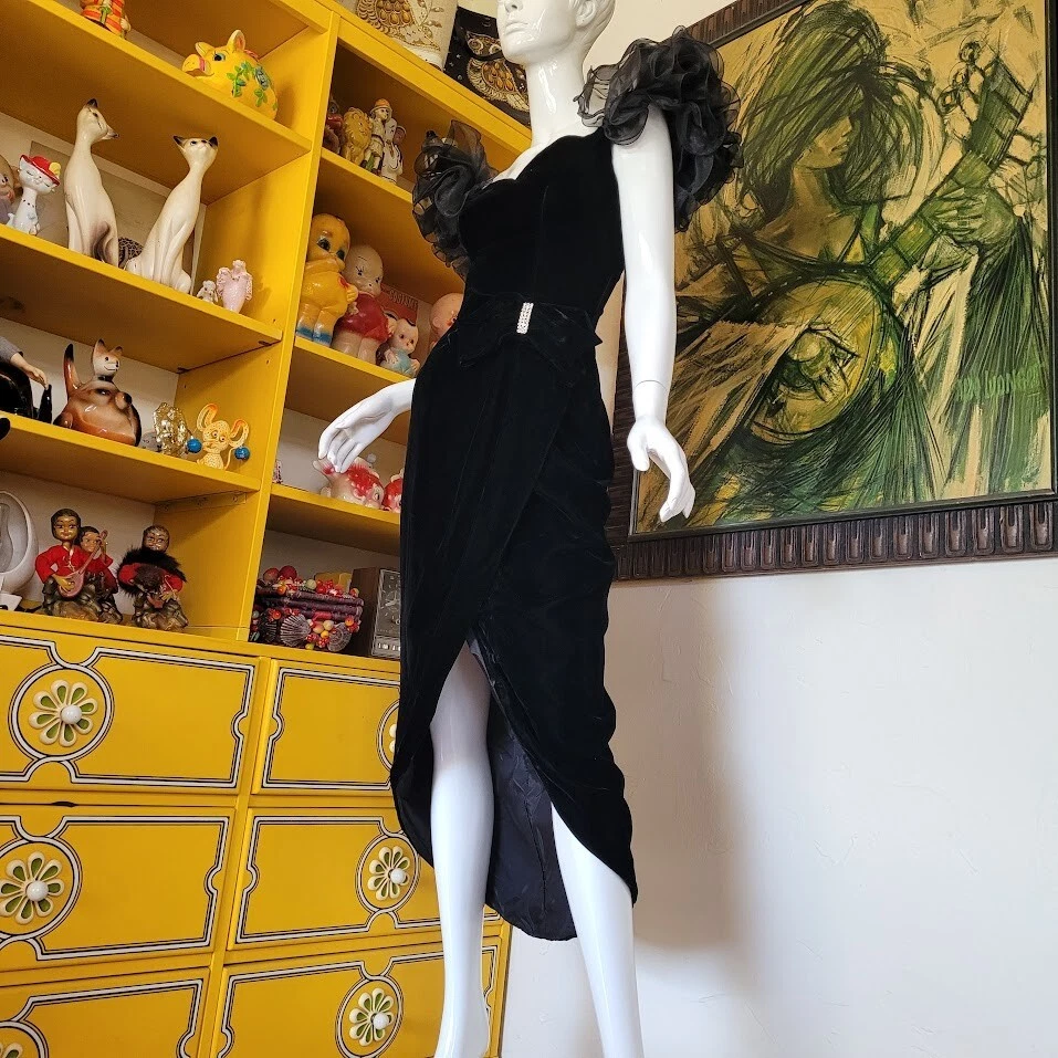 Vintage 80s Avant Garde Lettuce Ruffle Puff Prom Velvet Party