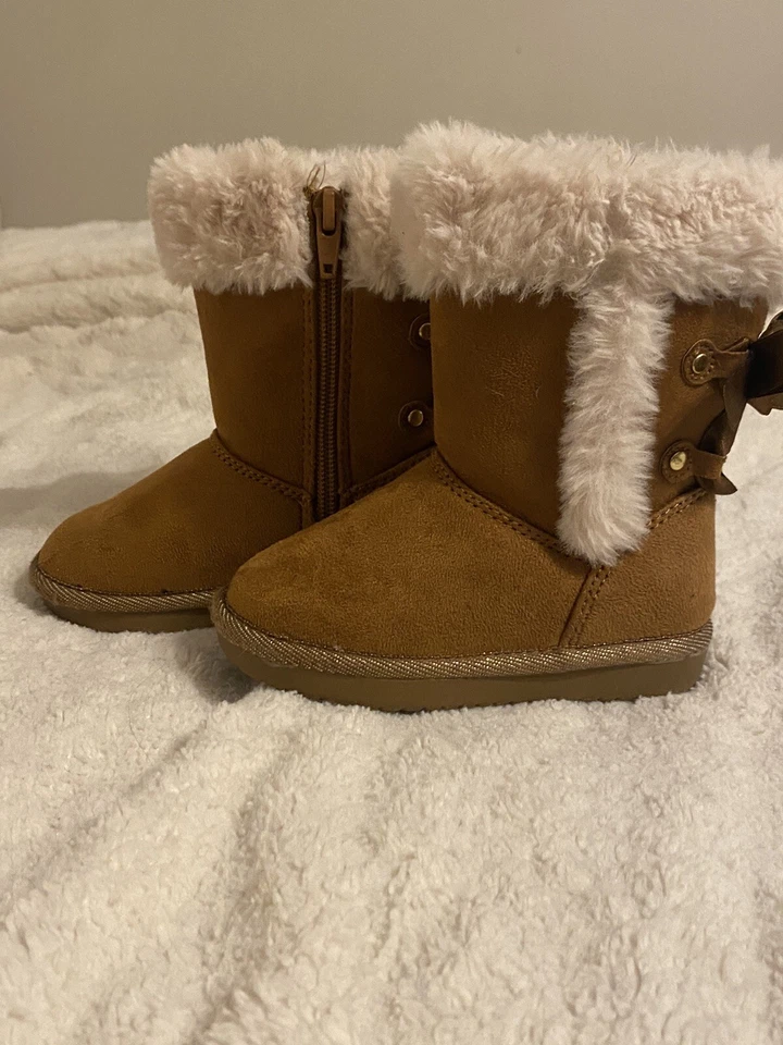 Jumping Beans Niñas 6T Castaño Brillante Moda Botas de Invierno con Cremallera y Lazos Foto 4 de 4