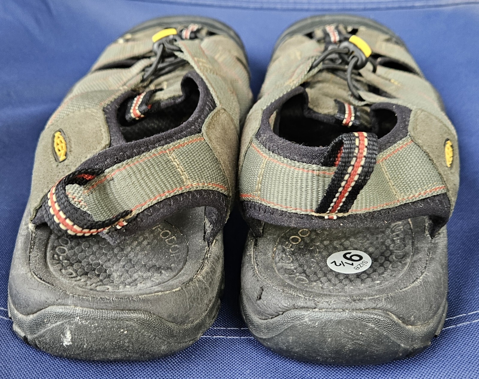 Sandali da trekking Keen impermeabili con cinturino sul retro da donna US 9 5