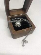 Pearl Pendant Necklace For Women.
