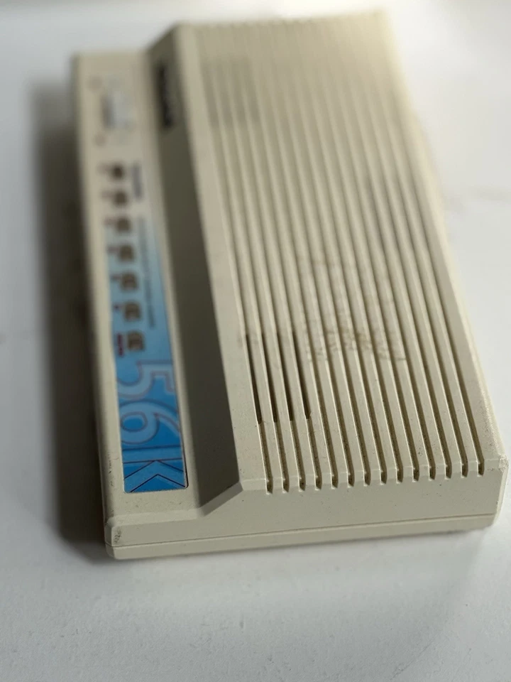 US Robotics Sportster V.90 External Faxmodem 56K Model 005686-03 Pre-owned - Image 4 of 4