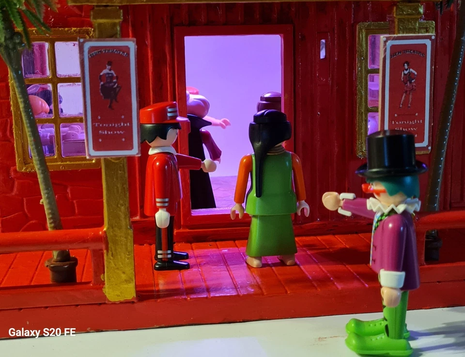 PLAYMOBIL CUSTOM MOULIN ROUGE UNIQUE - Image 2 of 4