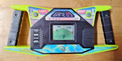Electronic Handheld Baseball Video Game Works (GAME 89) Vintage Globo Hyco (?)