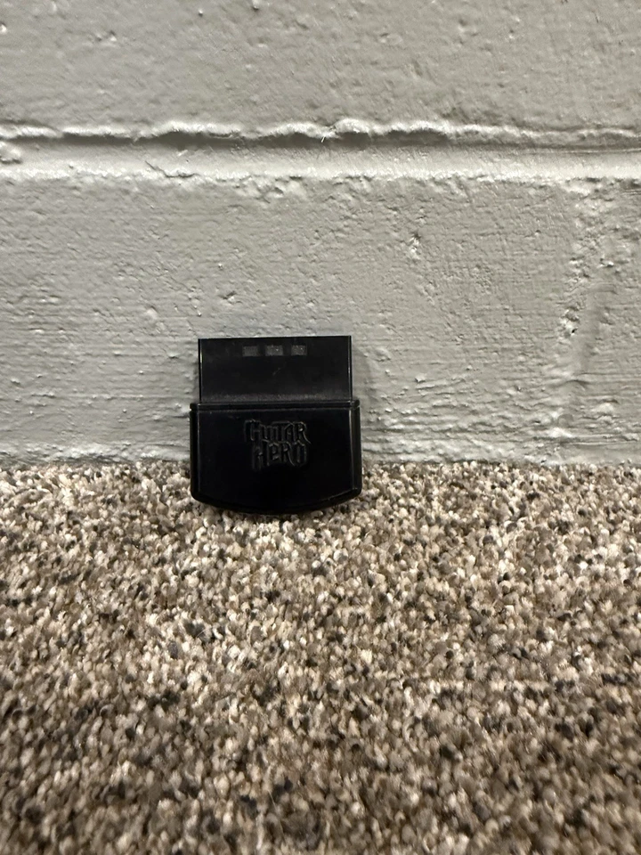 PS2 Guitar Hero Sunburst Wireless Controller Guitar World Tour Edition + Game  - Image 4 of 4