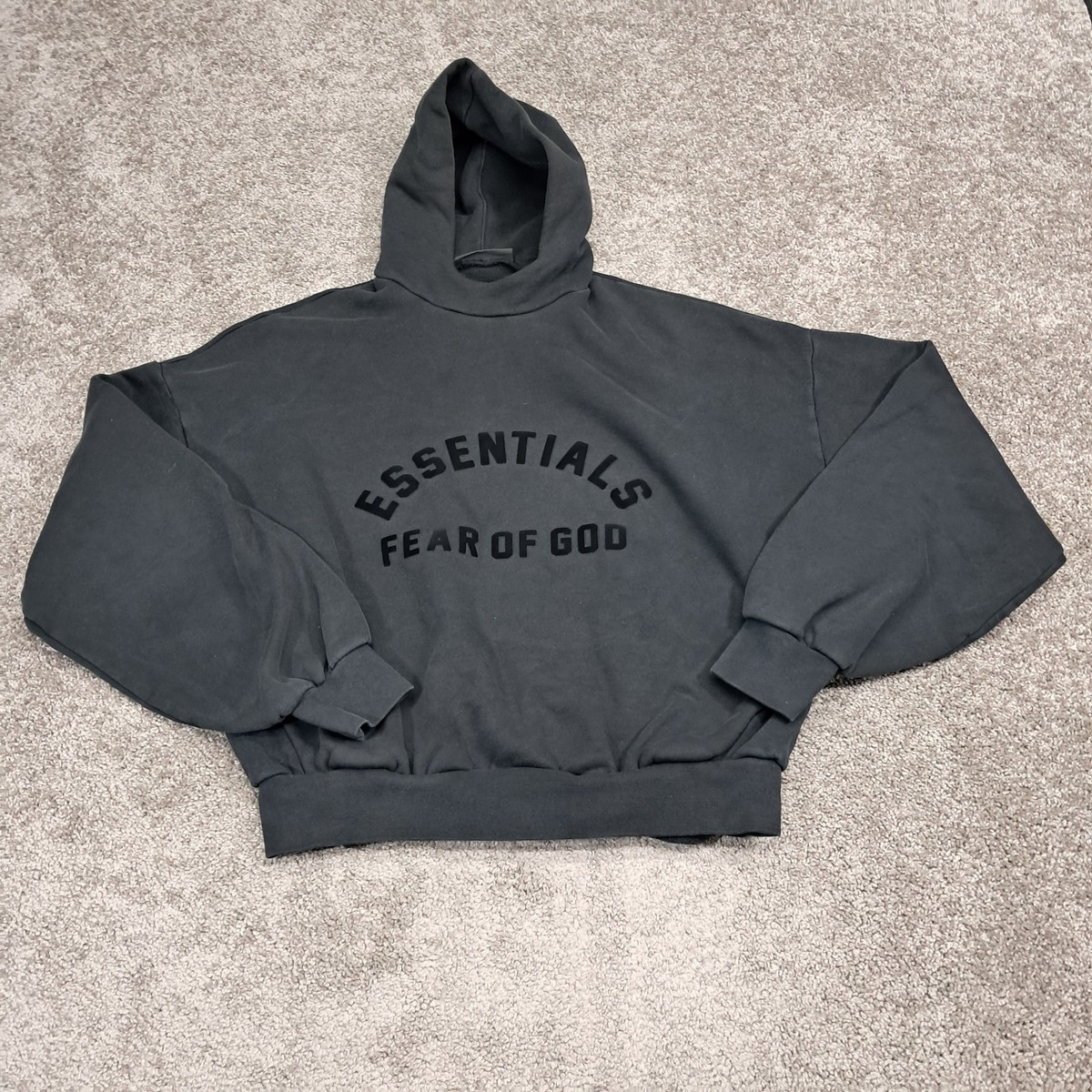 ESSENTIALS FEAR OF GOD 22SS ブラック Sサイズ Fear Of God Essentials Jet Black Hoodie (FW23) |