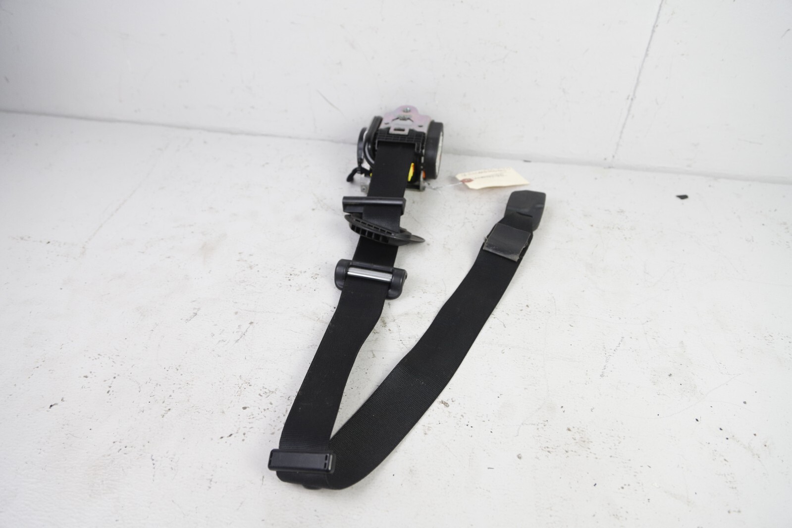 2014-2017 Maserati Ghibli Quattroporte Left Front Driver Seat Belt Retractor OEM
