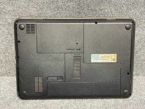 HP Laptop 584037-001 Windows 7 HD Display Input 18.5V 3.5A in Black - For Parts - Picture 11 of 21