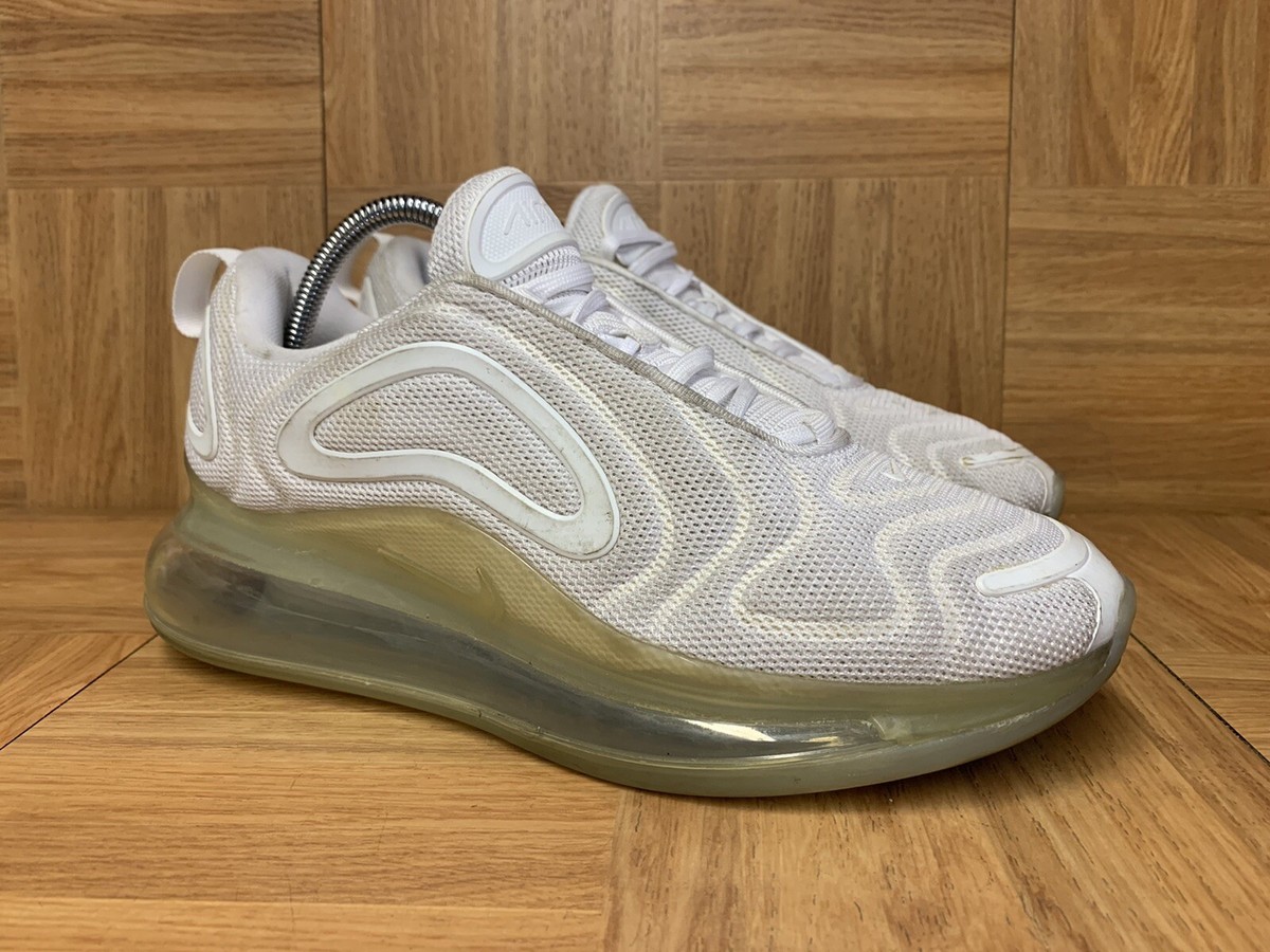 nike air max 720 trainers in triple white