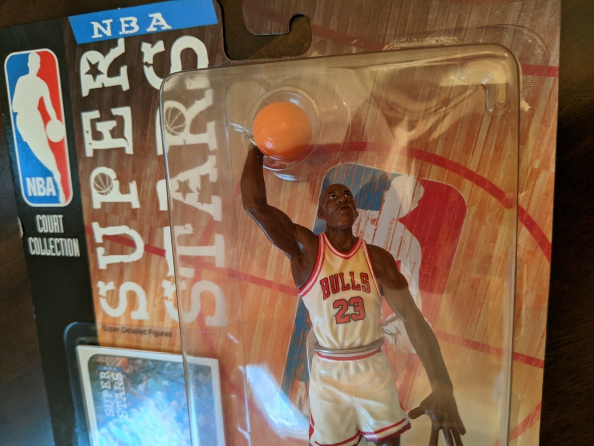 MICHAEL JORDAN MATTEL '98-99 NBA SUPER STARS CHICAGO BULLS WHITE