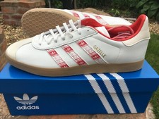 Adidas Originals - size UK 13 Gazelle Christmas - White/Red BNIB - GZ4709