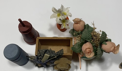 Miniature in legno statuine dipinte a mano decorazione casale vintage lotto 20+ usate - Foto 7 di 8