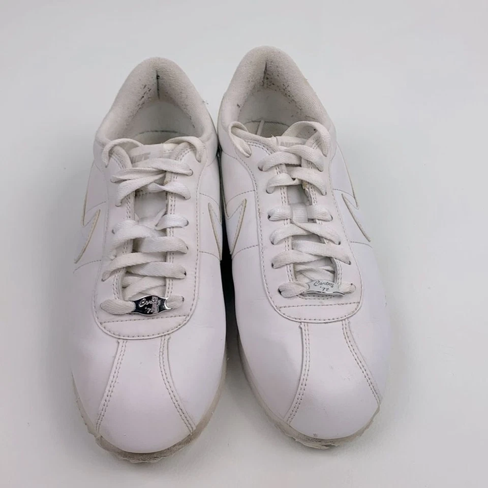 Nike Cortez Clásico Blanco Cuero Tenis Mujer 9 Con Cordones Retro Estilo Vintage Foto 2 de 4