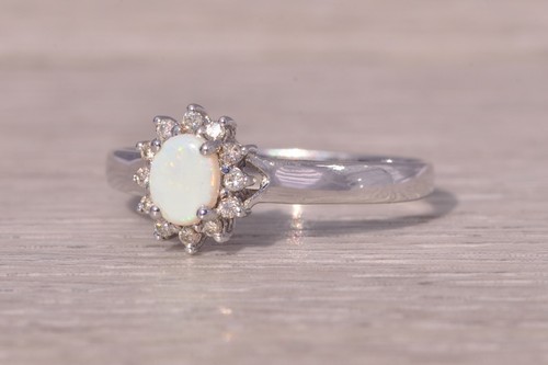 Natural Australian Opal and Diamond Ring in White Gold - Picture 2 of 9