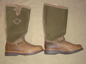 chippewa snake boots square toe