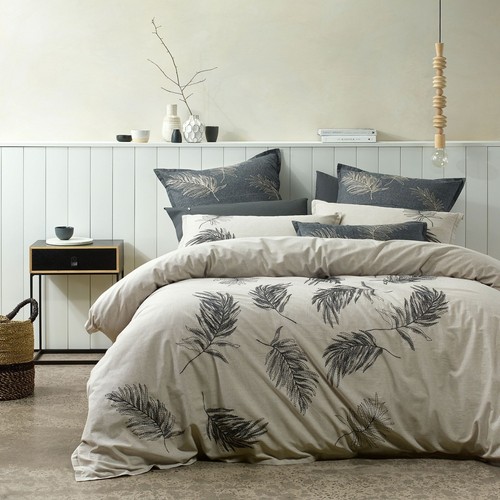 Bianca Airlie Quilt Cover Set Queen 4 Piece 100% Cotton Embroidered Fern - Picture 4 of 8