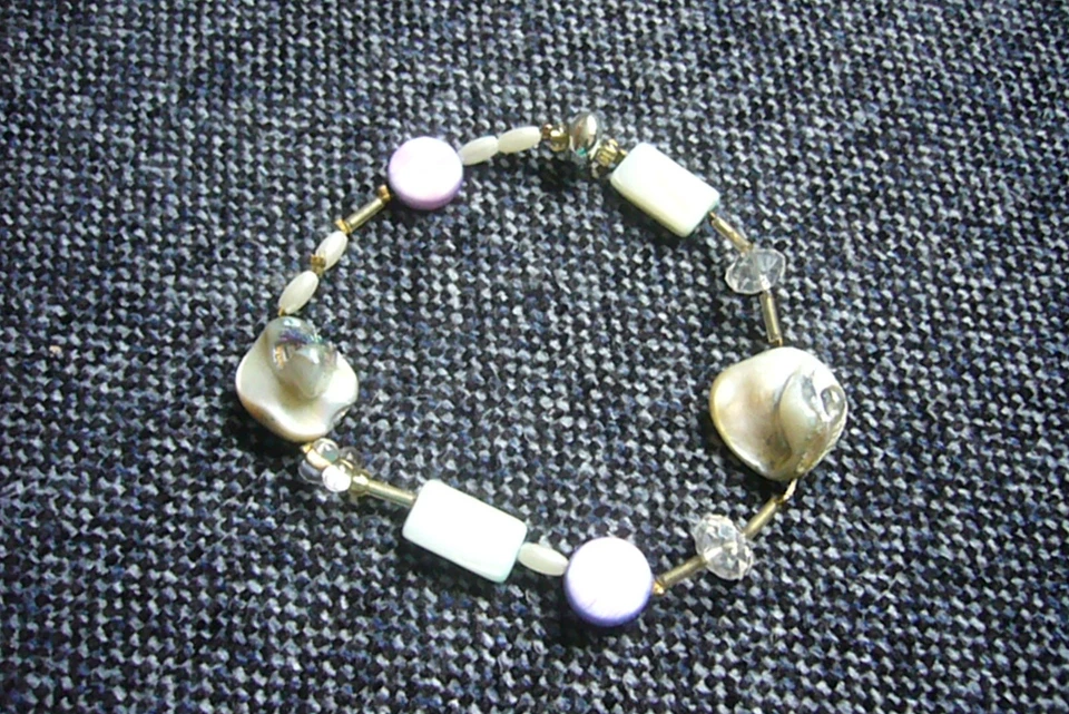 Perlmuttartiges 3 tgl Modeschmuck Set türkis Kette, Armband, Clip-Ohrringe - Bild 2 von 4