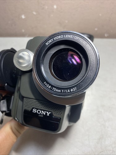 Sony Model CCD-TRV308 Camcorder Hi8 With Night Shot ((Untested)) - Picture 17 of 23