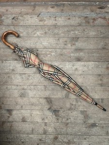 Vintage Burberry Umbrella Classic Nova Check Wooden Vintage Italy Luxury