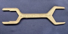 VINTAGE CHICAGO SPECIALTY MFG. CO. SPUD WRENCH - NO.3001