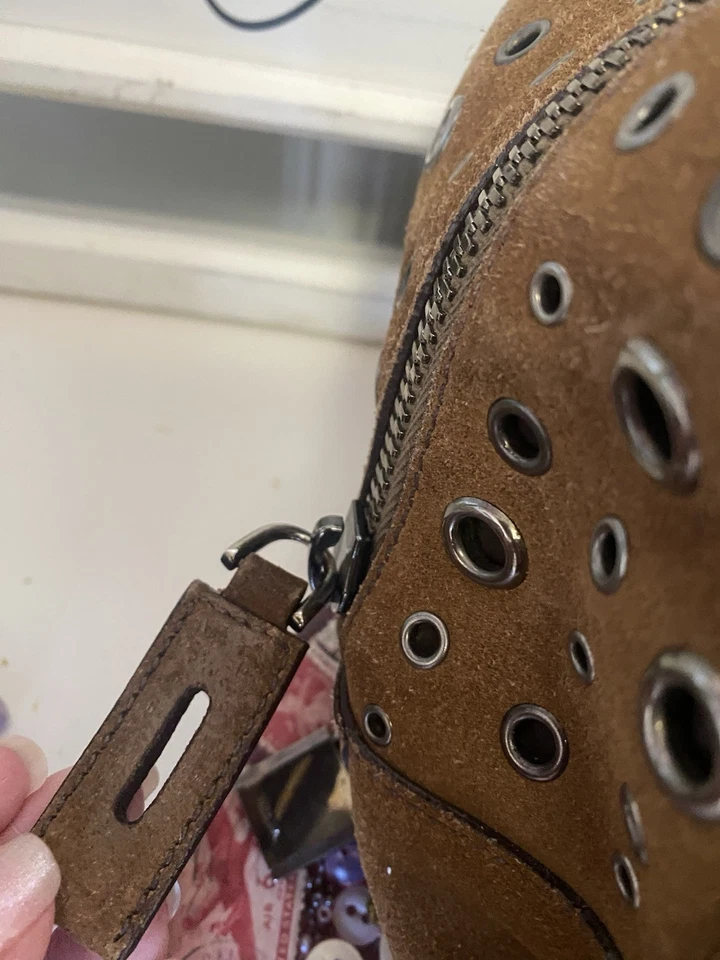 Cartera mediana PRADA Vintage RARA Cuero Gamuza Marrón Muy Buen Estado Italia Foto 4 de 4