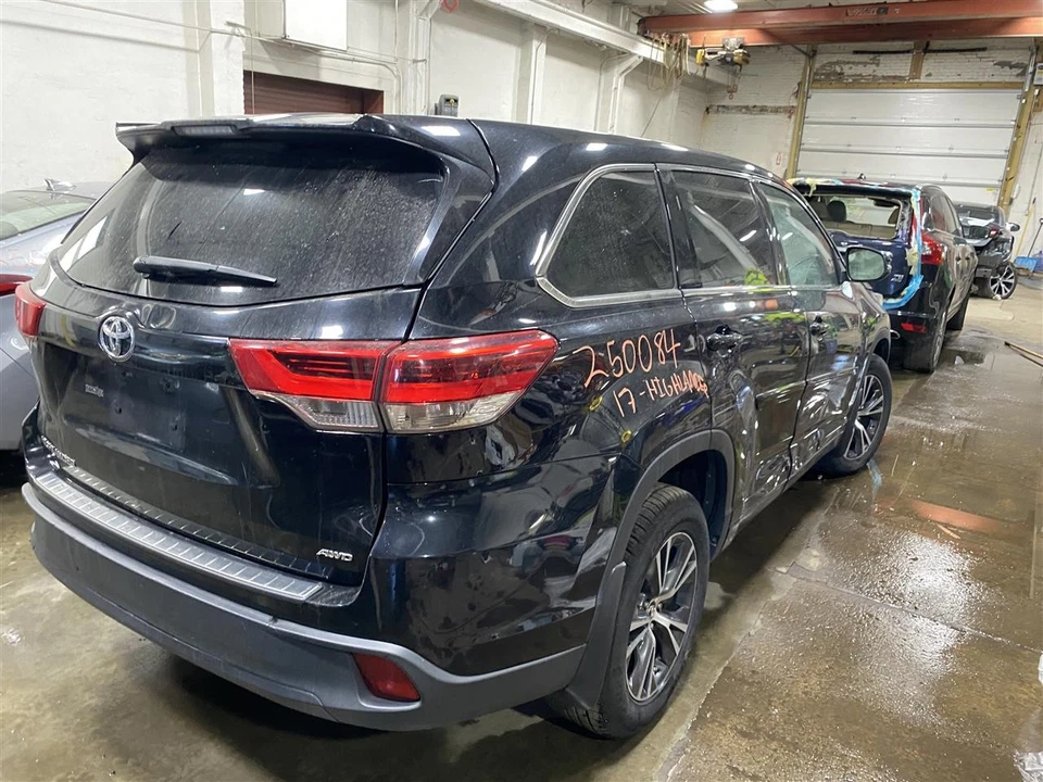 TRUNK LID Toyota Highlander 2017 17 2018 18 2019 19 Black 1387306 Foto 2 de 4