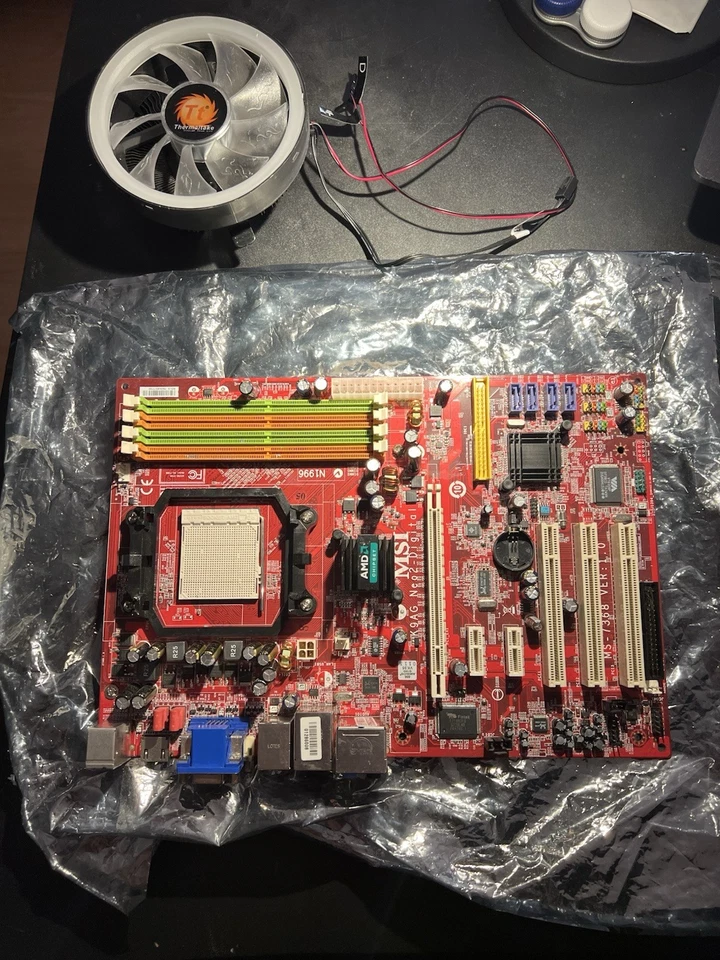 Hauptplatine MSI K9AG Neo2-Digital (MS-7368) Mit CPU Aktivlüftkühler ATX 2007 - Bild 4 von 4