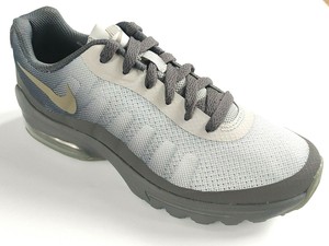 nike air max invigor m