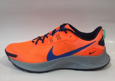 Nike Pegasus Trail 3 Größe 12 (UK) Neu mit Karton