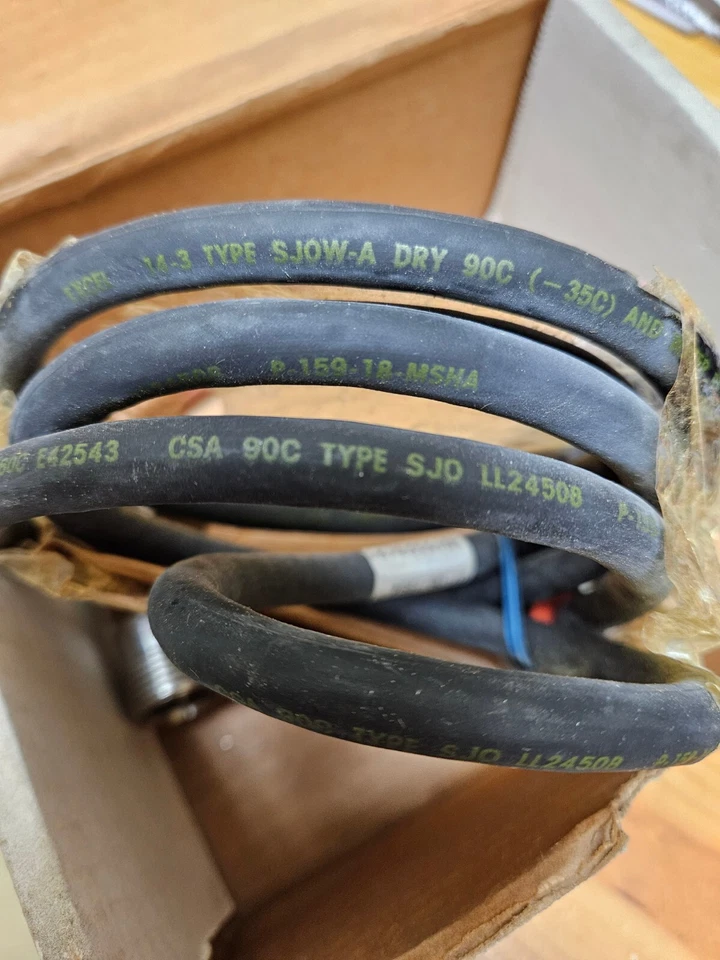 Calentador de bloque Zerostart 2004824C1 International Harvester DT466 1994-2000, 04-06 Foto 3 de 4