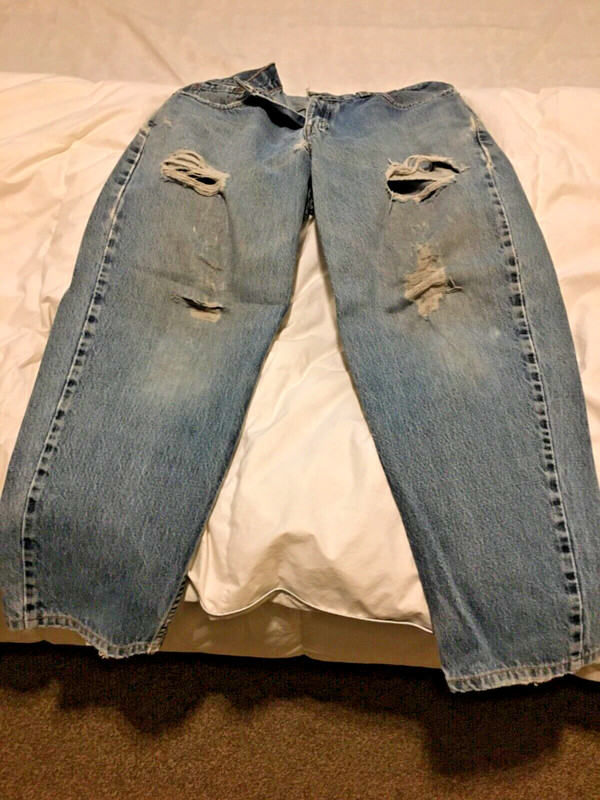 Vintage Levis 560 distressed jeans 29x30 (29x26)