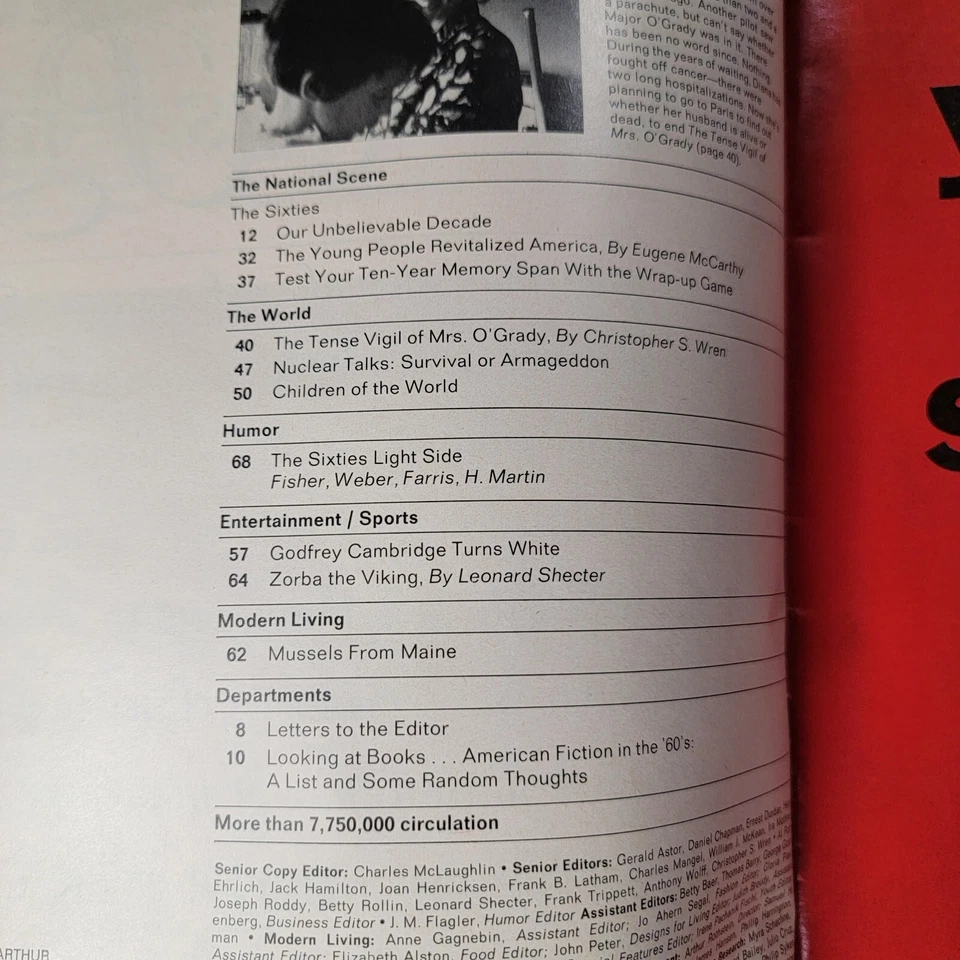 LOOK MAGAZINE DECEMBER 30 1969  Vol 33 #26 MLK Special Edition JFK Moon Skirts - Image 2 of 4