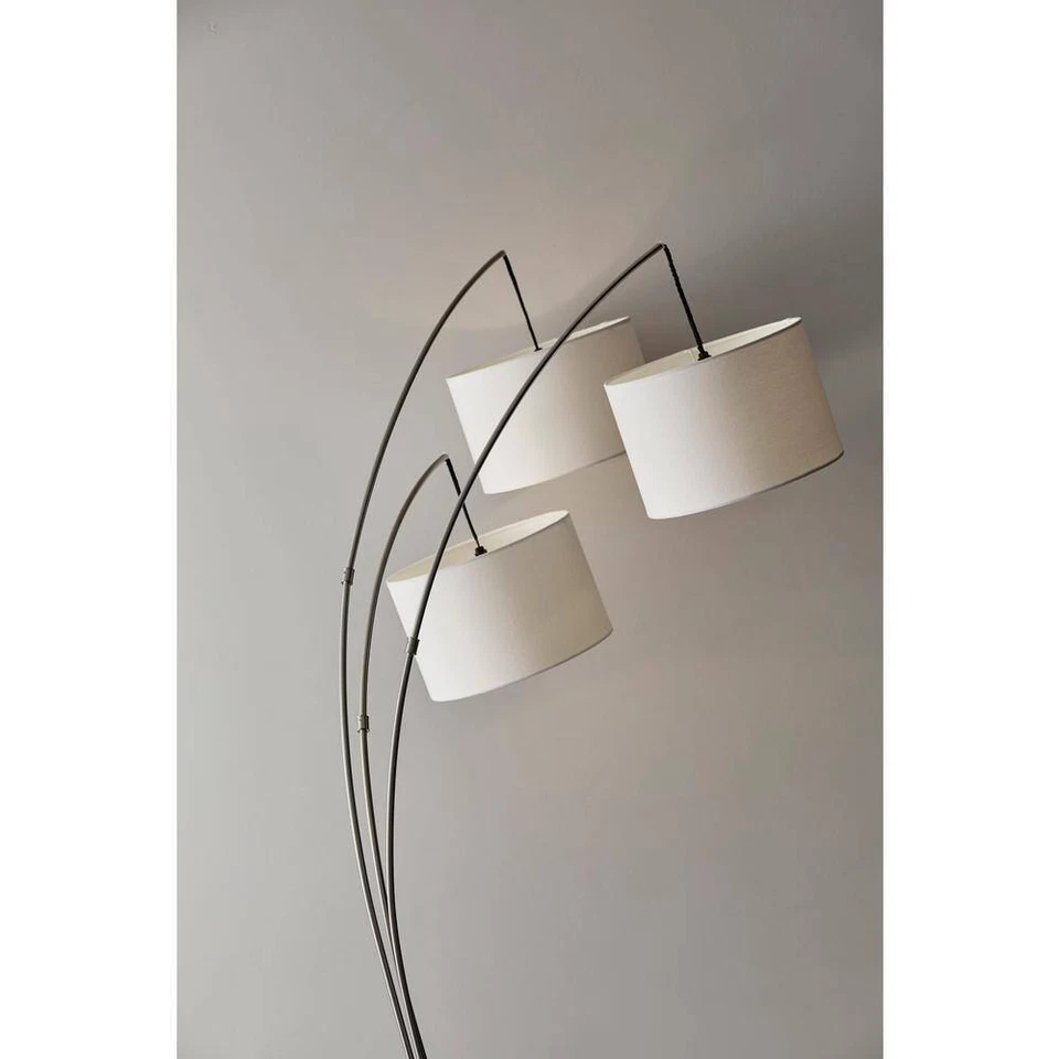 Adesso Trinity 82 pulgadas Lámpara de arco de acero satinado 4238-22 Foto 3 de 4