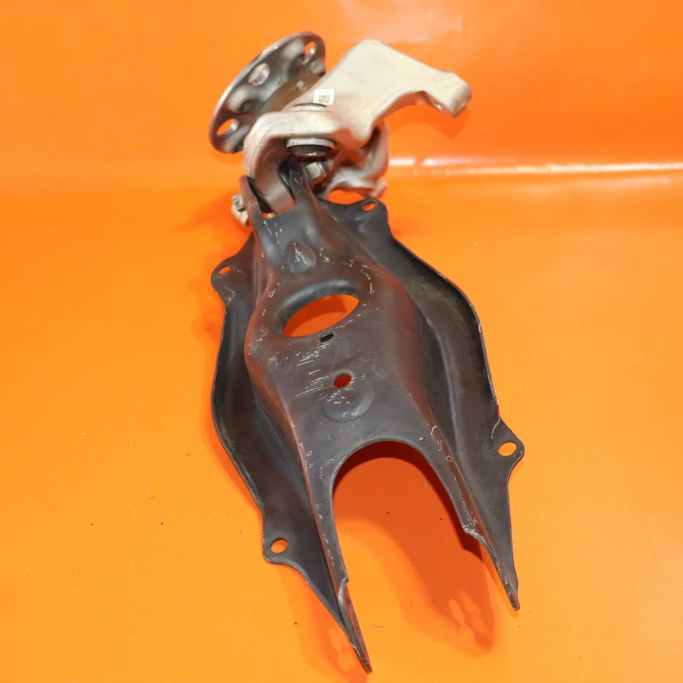 Suporte de cubo traseiro direito Mercedes Benz C300 junta 2015 2016 2017 a2053572600 fabricante de equipamento original - Imagem 3 de 4