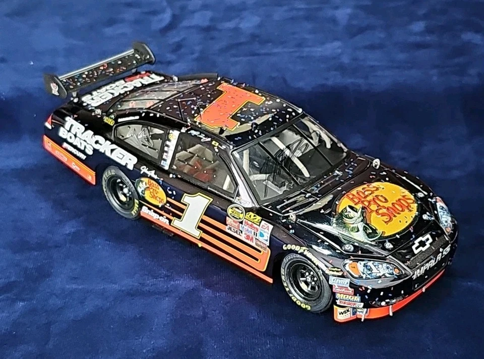 Martin Truex Jr #1 2007 bajo profesional Dover carrera victoria autografiado 1/24 sin caja Foto 4 de 4