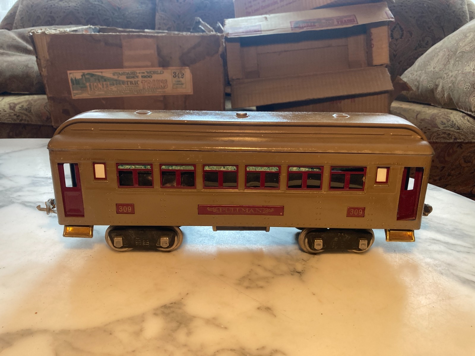 1920s Prewar Lionel 342 Train set with 318 engine 309, 310 & 312 Cars ...