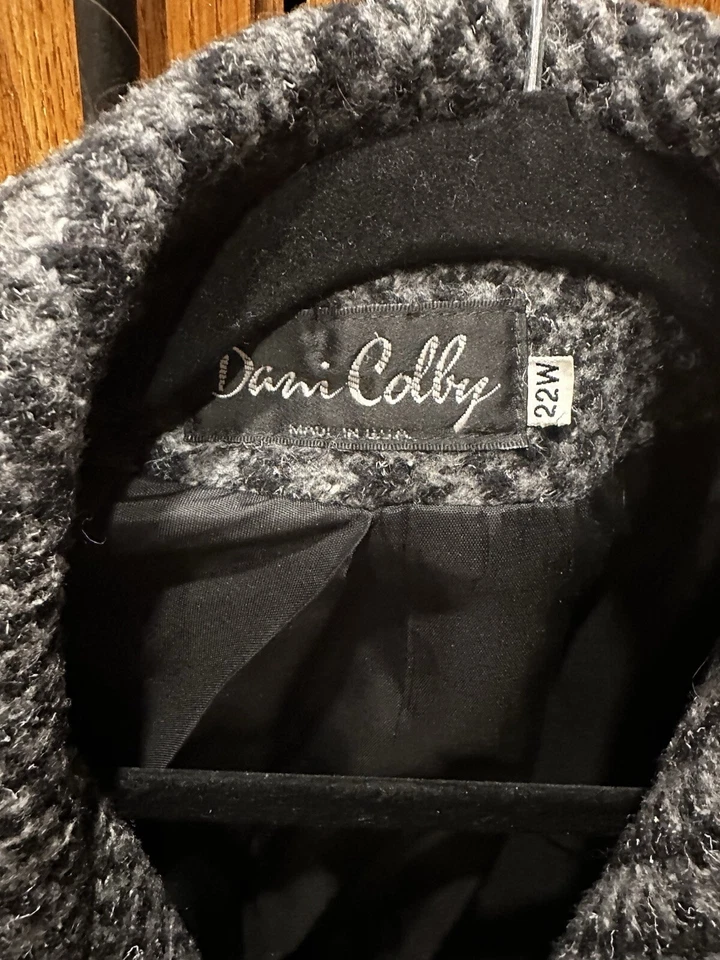 Hermosa chaqueta de invierno vintage Dani Colby gris tweed lana talla 22W 👀🔥🔥 Foto 2 de 4